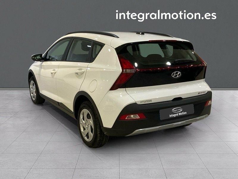 Usado Hyundai Bayon 84 CV (61 kW) 2024 Blanco SUV