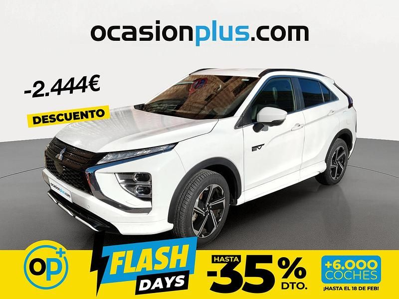 Usado Mitsubishi Eclipse Cross 188 CV (138 kW) 2023 Blanco SUV