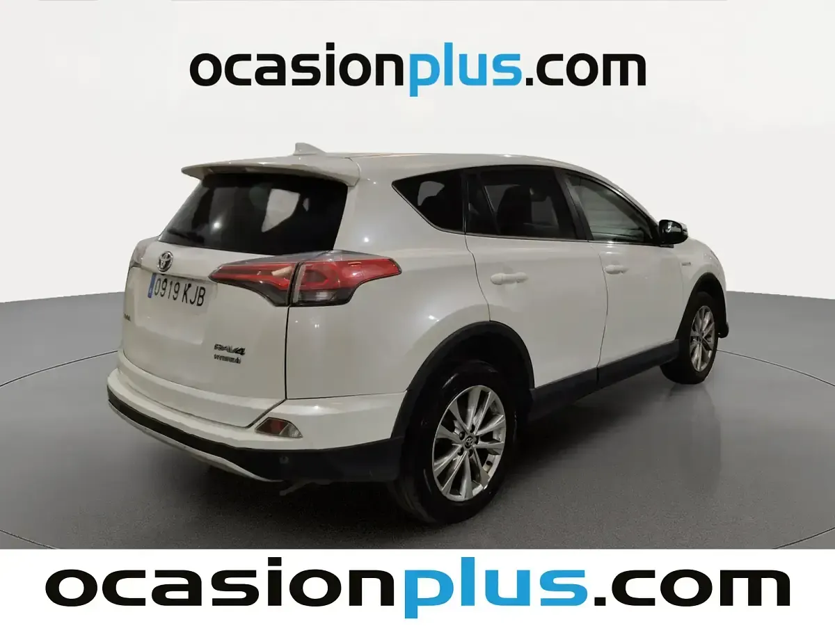Begagnad Toyota RAV4 Advance 197 HK (144 kW) 2018 Vit SUV