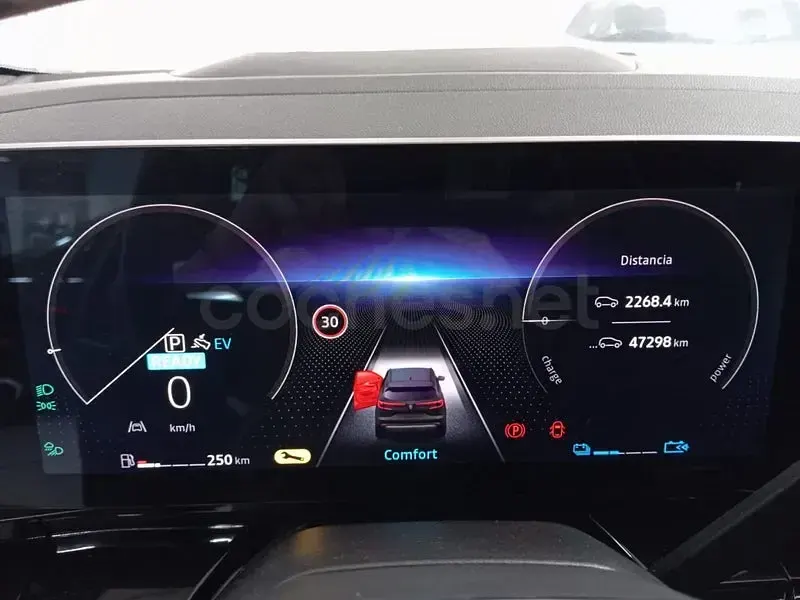 Usado Renault Austral Iconic Esprit Alpine 200 CV (147 kW) 2023 Gris / plata SUV