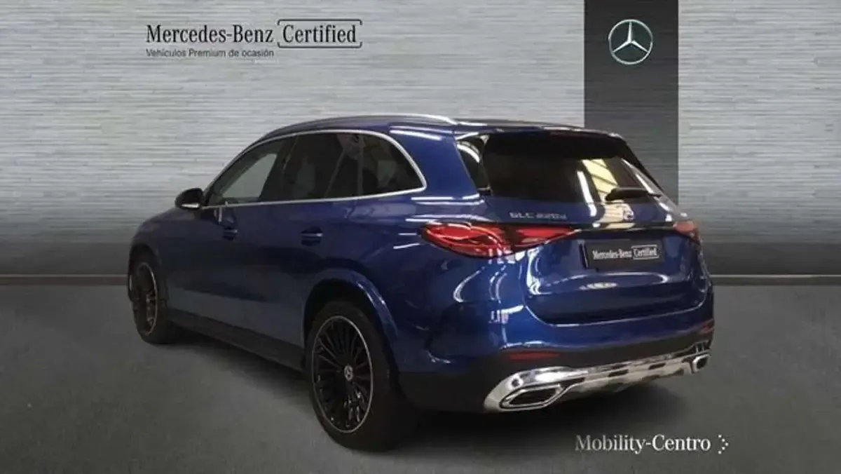 Usado Mercedes GLC220 199 CV (146 kW) 2024 Azul SUV