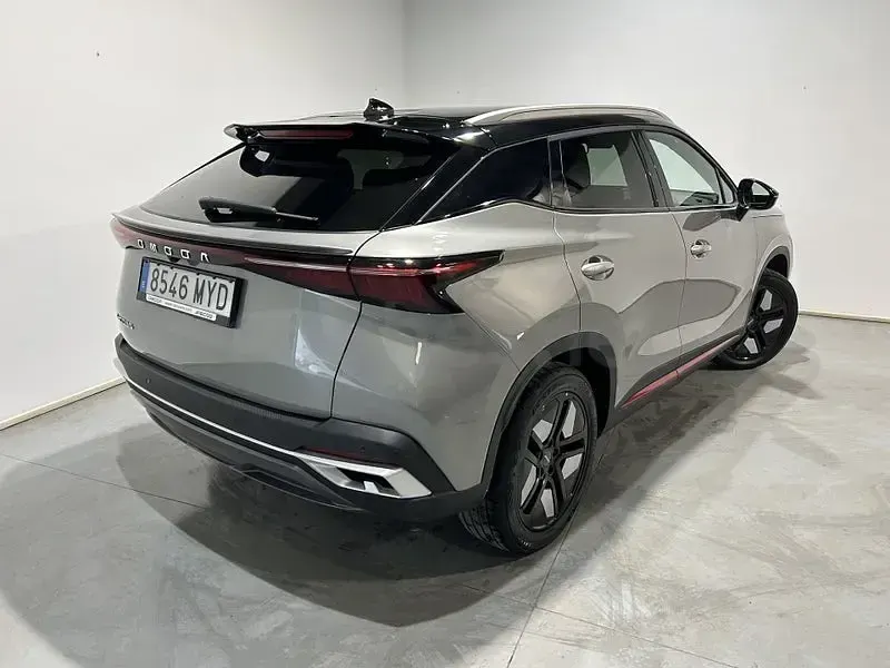 Usado Omoda 5 147 CV (108 kW) 2025 Gris / plata SUV