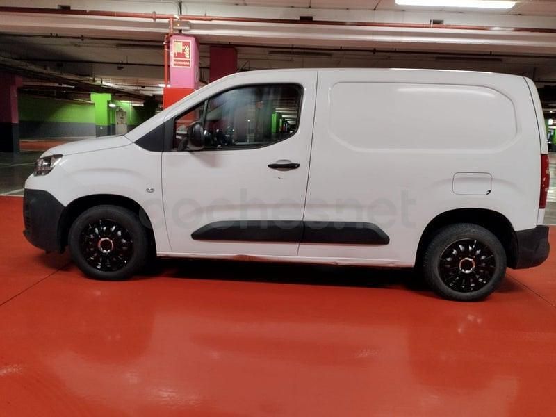Usado Citroën Berlingo Live 102 CV (75 kW) 2019 Blanco Monovolumen