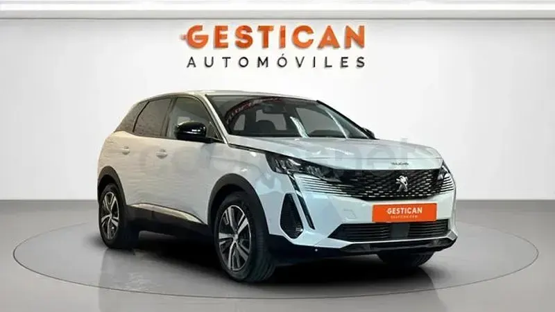 Usado Peugeot 3008 Allure 225 CV (165 kW) 2022 Blanco SUV