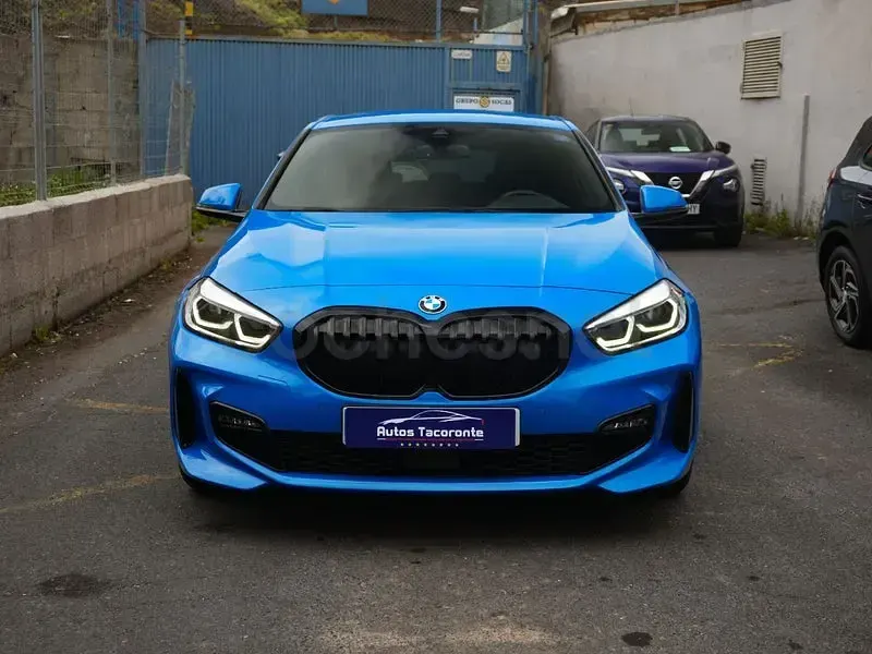 Usado BMW 118 Comfort Edition 136 CV (100 kW) 2023 Azul Utilitario