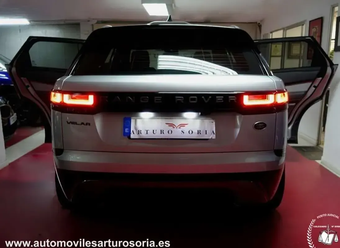 Usado Land Rover Range Rover Velar Basis 250 CV (183 kW) 2018 Gris SUV