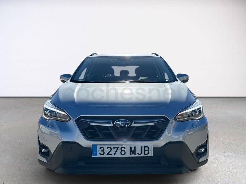 Usado Subaru XV Sport 151 CV (111 kW) 2023 Gris / plata SUV
