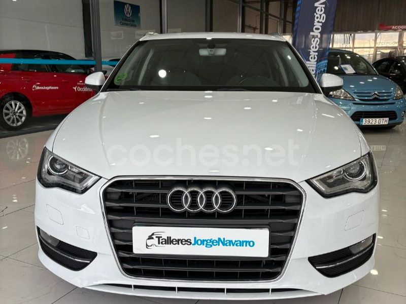 Blanco Usado 2015 Audi A3 Ambition Berlina | 14.900 € (Precio justo) - Imagen 1/4