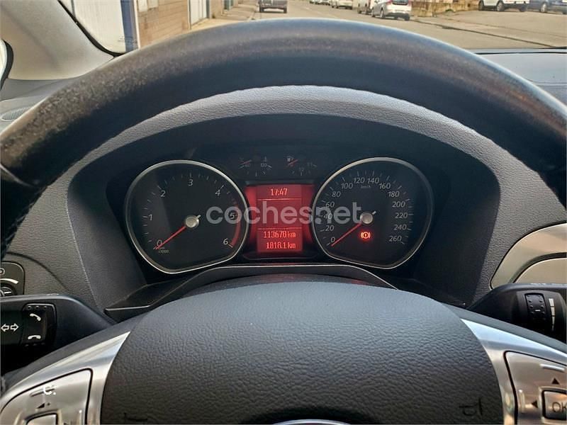 Usado Ford S-MAX Titanium 140 CV (102 kW) 2007 Gris / plata Monovolumen