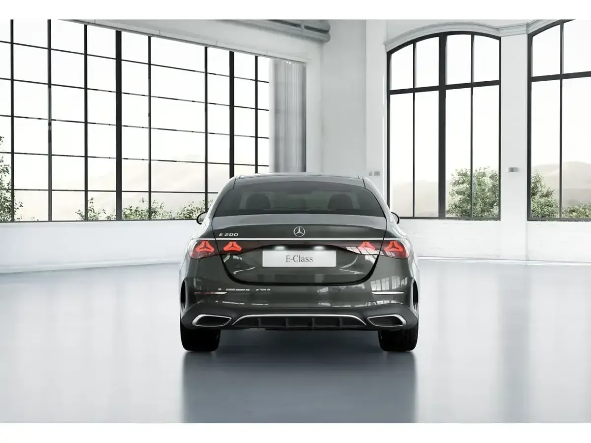 Nuevo Mercedes E200 204 CV (150 kW) 2025 Gris Berlina