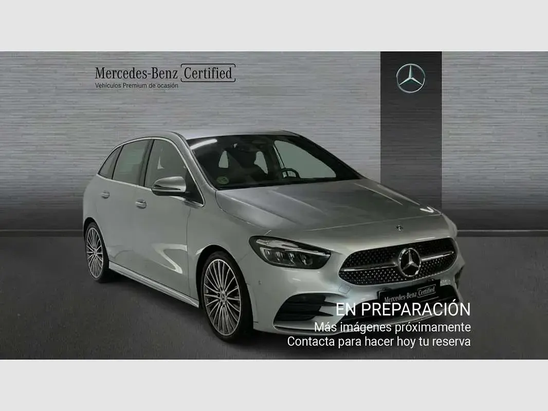 Usado Mercedes B200 150 CV (110 kW) 2025 Plateado Monovolumen