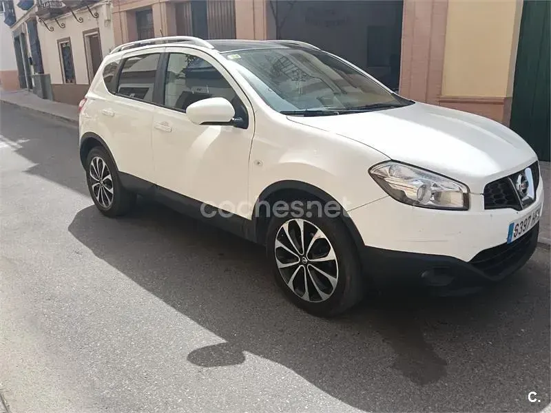 Usado Nissan Qashqai Tekna 150 CV (110 kW) 2011 Blanco SUV