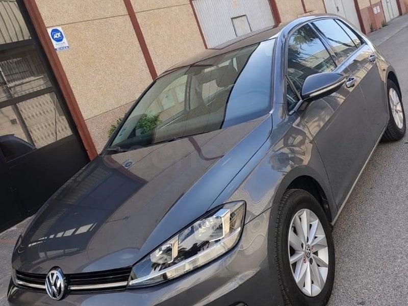 Usado VW Golf VII Advance 110 CV (80 kW) 2017 Beige Berlina