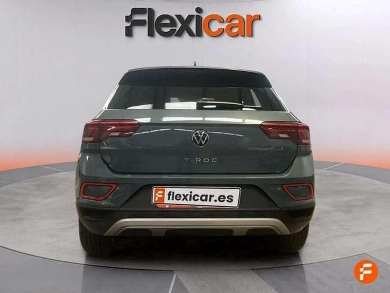 Usado VW T-Roc Life 150 CV (110 kW) 2023 Azul SUV