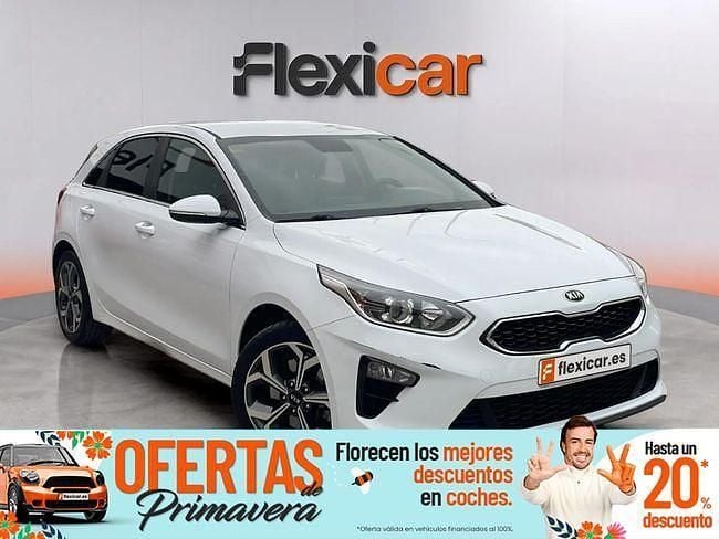 Usado Kia Ceed 100 CV (73 kW) 2018 Blanco Utilitario