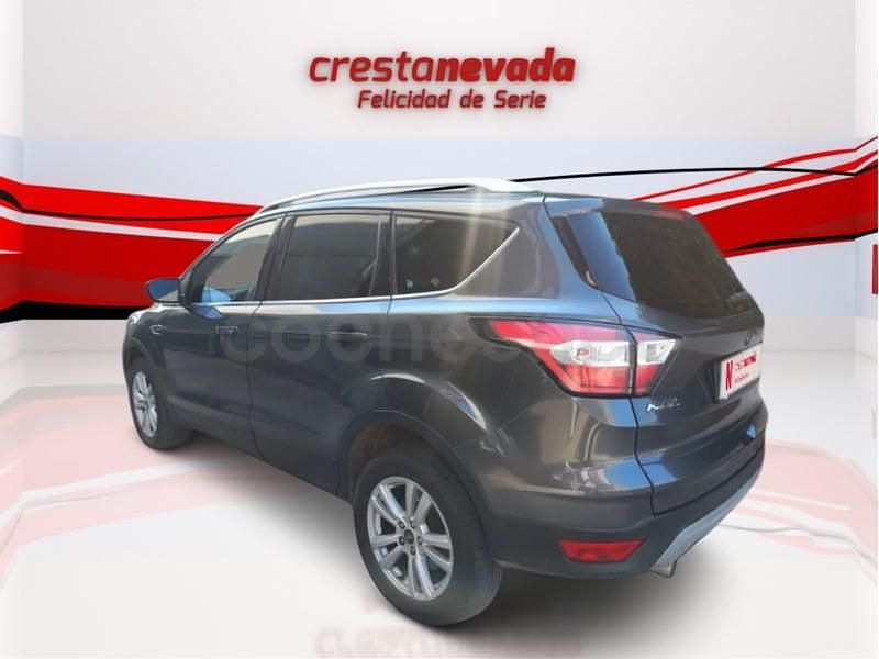 Usado Ford Kuga Titanium 120 CV (88 kW) 2018 Gris / plata SUV