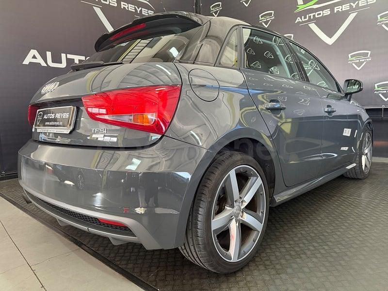 Usado Audi A1 Sportback S-Line 95 CV (69 kW) 2017 Gris / plata Utilitario
