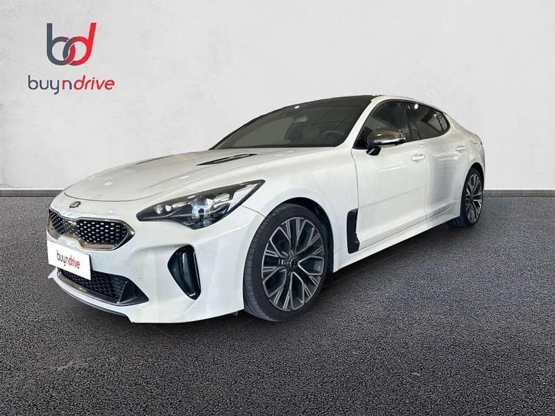 Blanco Usado 2019 Kia Stinger 2 Berlina | 29.900 € (Un poco caro) - Imagen 1/4