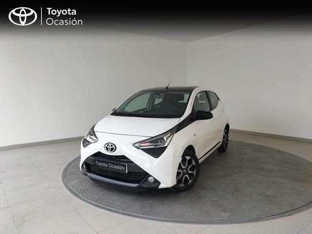 Usado Toyota Aygo X-play 72 CV (52 kW) 2018 Blanco Utilitario