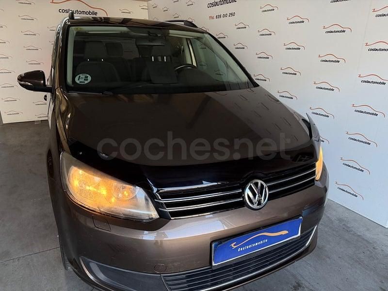 Usado VW Touran Advance 105 CV (77 kW) 2012 Beige Monovolumen