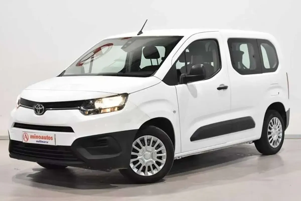 Usado Toyota Proace City City 101 CV (74 kW) 2021 Blanco Monovolumen