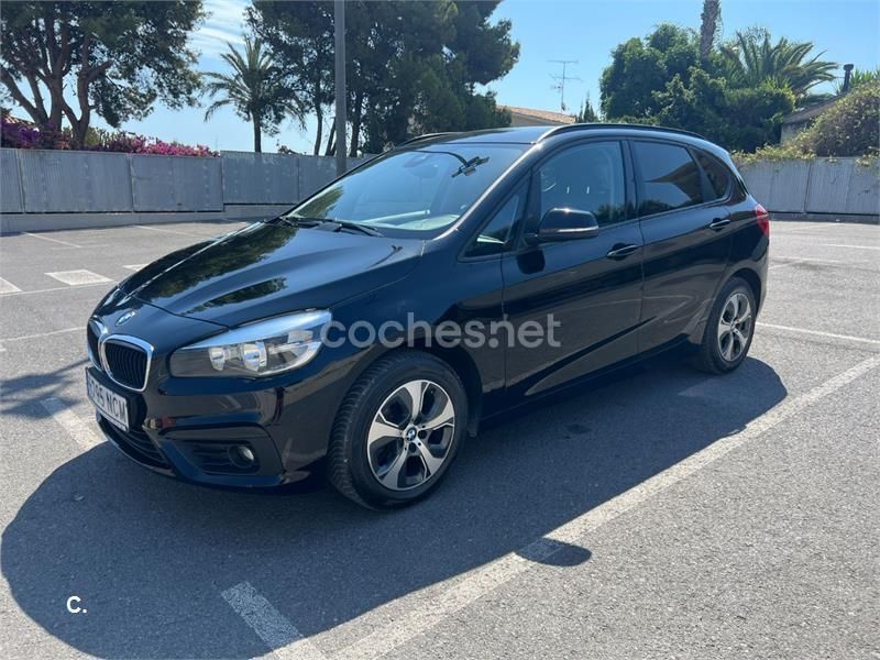 Negro Usado 2015 BMW 218 Comfort Edition Familiar | 13.500 € (Precio justo) - Imagen 1/4