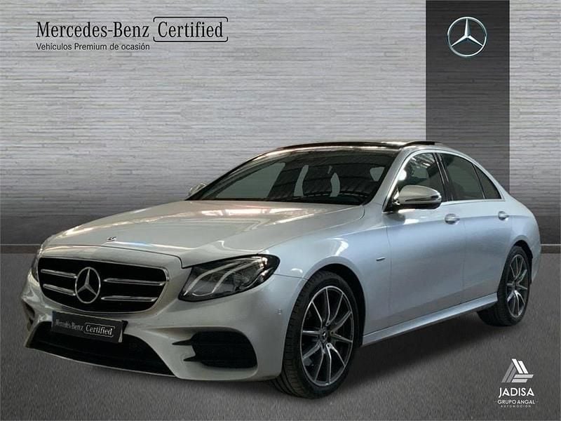 Usado Mercedes E220 194 CV (142 kW) 2020 Gris Berlina