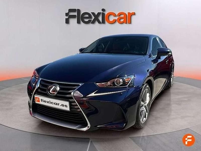 Usado Lexus IS300h Business Edition 223 CV (164 kW) 2018 Azul Berlina