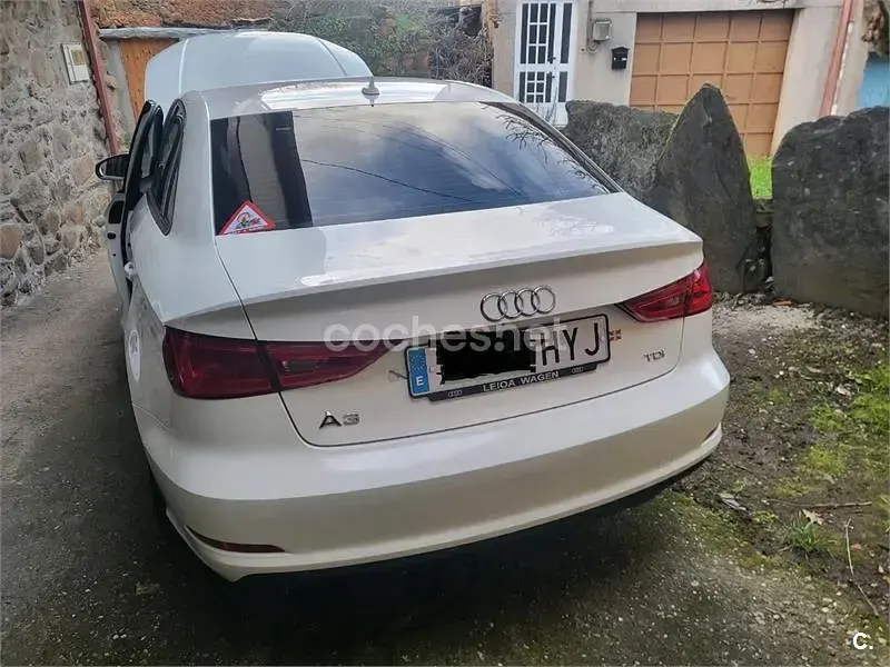 Usado Audi A3 150 HP (110 kW) 2014 Branco Sedan