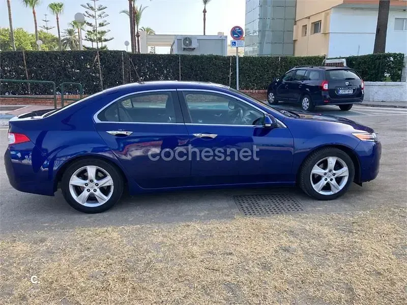 Usado Honda Accord Executive 150 CV (110 kW) 2011 Azul Berlina
