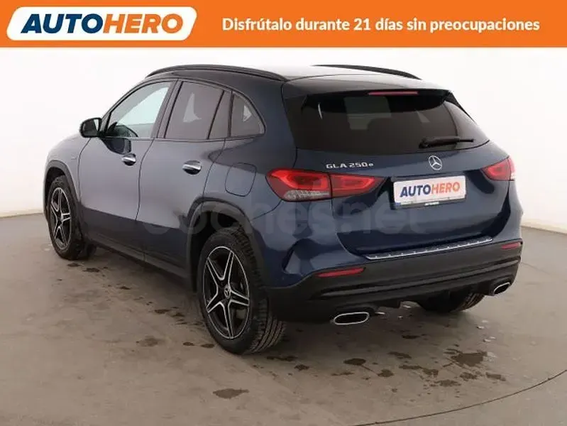 Usado Mercedes GLA250 218 CV (160 kW) 2020 Azul SUV