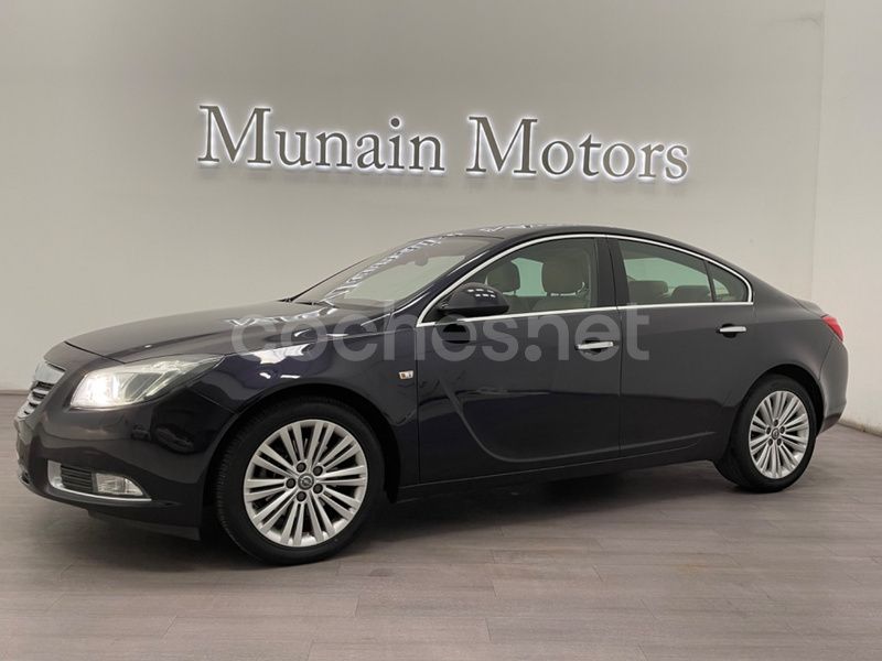 Azul Usado 2012 Opel Insignia Selective Berlina | 6990 € (Precio justo) - Imagen 1/4