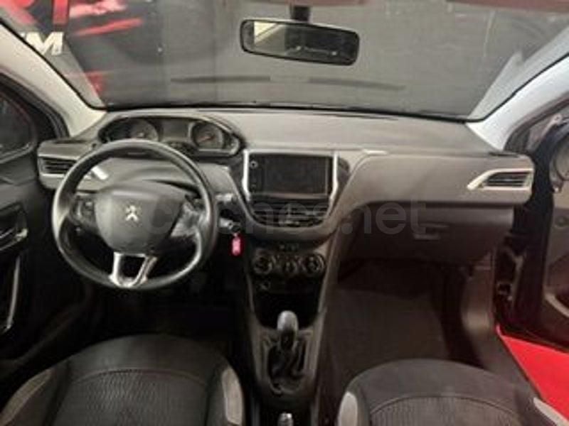 Usado Peugeot 208 Access 68 CV (50 kW) 2015 Negro Utilitario
