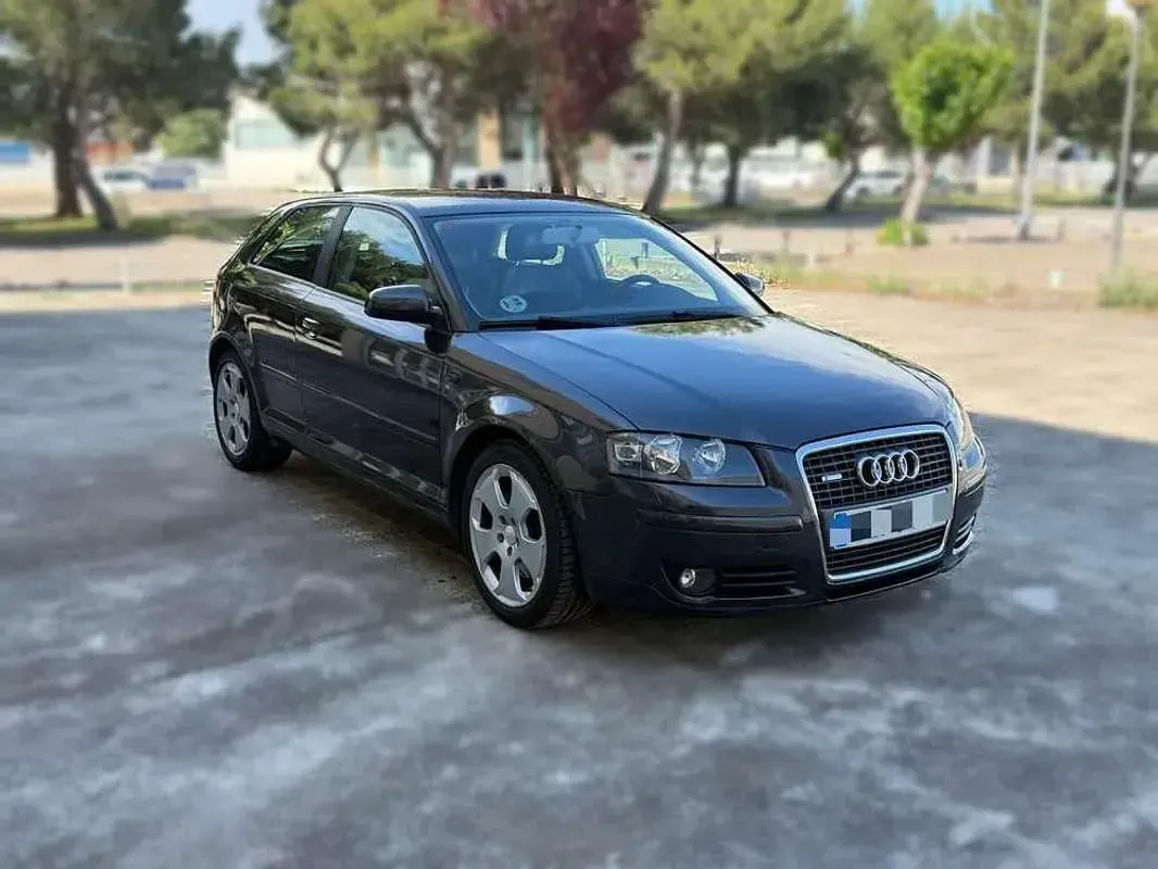 Usado Audi A3 S-Line 170 CV (125 kW) 2007 Negro Utilitario