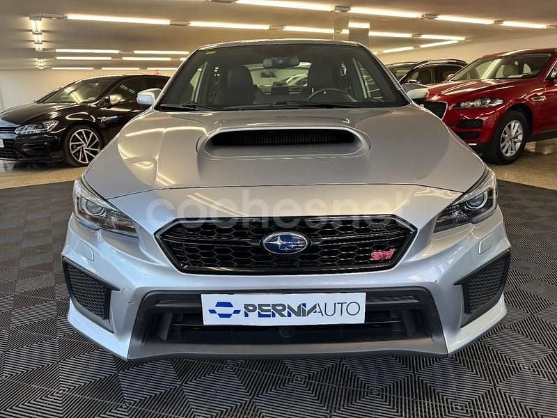 Usado Subaru WRX STI 300 CV (220 kW) 2018 Gris / plata Berlina