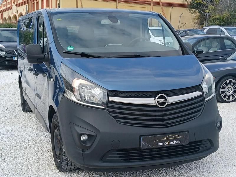 Usado Opel Vivaro Expression 115 HP (84 kW) 2014 Azul Monovolume