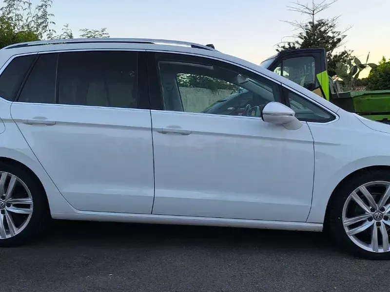 Usado VW Golf Sportsvan Sportline 150 CV (110 kW) 2015 Blanco Monovolumen