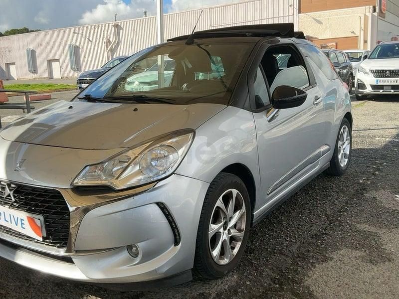Usado DS Automobiles DS3 Cabriolet 82 CV (60 kW) 2017 Gris / plata Descapotable
