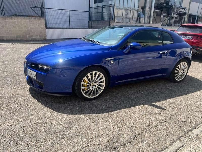 Burdeos Usado 2007 Alfa Romeo Brera Coupe | 7999 € - Imagen 1/4