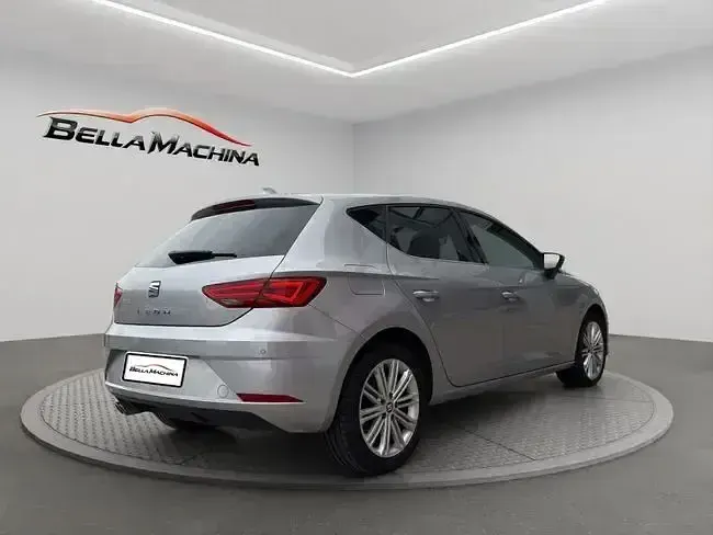 Usado Seat Leon XCELLENCE 150 CV (110 kW) 2020 Gris Berlina