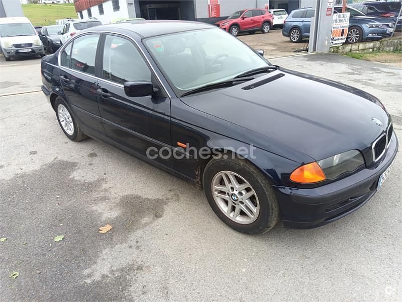 Usado BMW 318 105 CV (77 kW) 2000 Azul Berlina