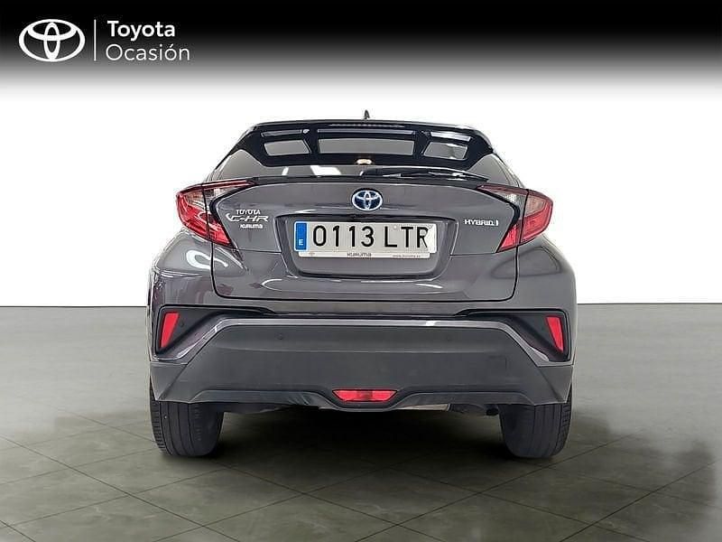 Usado Toyota C-HR Advance 122 CV (89 kW) 2021 Gris SUV