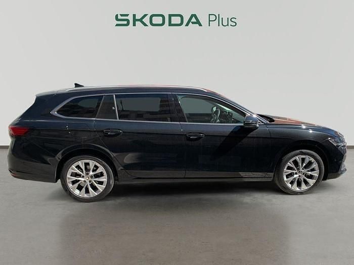 Usado Skoda Superb Selection 150 CV (110 kW) 2024 Negro Familiar