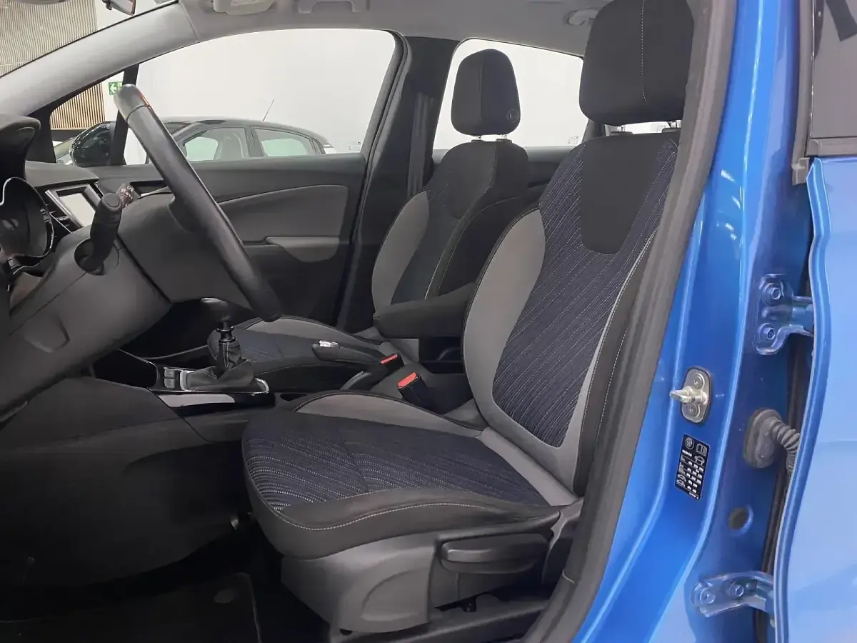 Usado Opel Crossland X S 110 CV (80 kW) 2020 Azul SUV