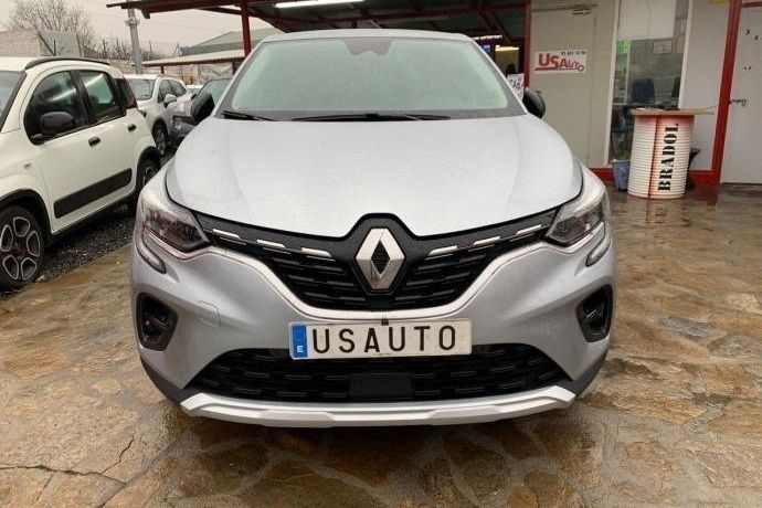 Usado Renault Captur Techno 91 CV (66 kW) 2024 Plateado SUV