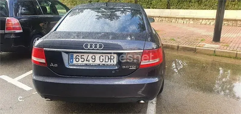 Usado Audi A6 233 CV (171 kW) 2007 Violeta / lila Berlina