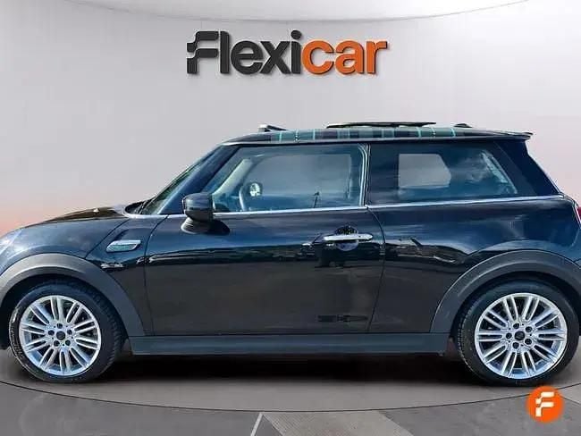 Käytetty Mini Cooper SE 135 kW (184 HP) 2021 Musta Viistoperä