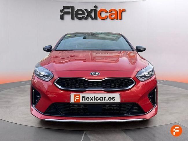 Usado Kia ProCeed GT-Line 140 CV (102 kW) 2020 Rojo Familiar
