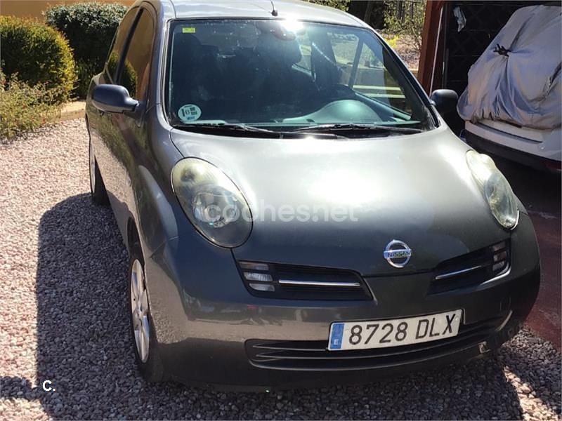 Usado Nissan Micra 80 CV (58 kW) 2005 Gris / plata Berlina