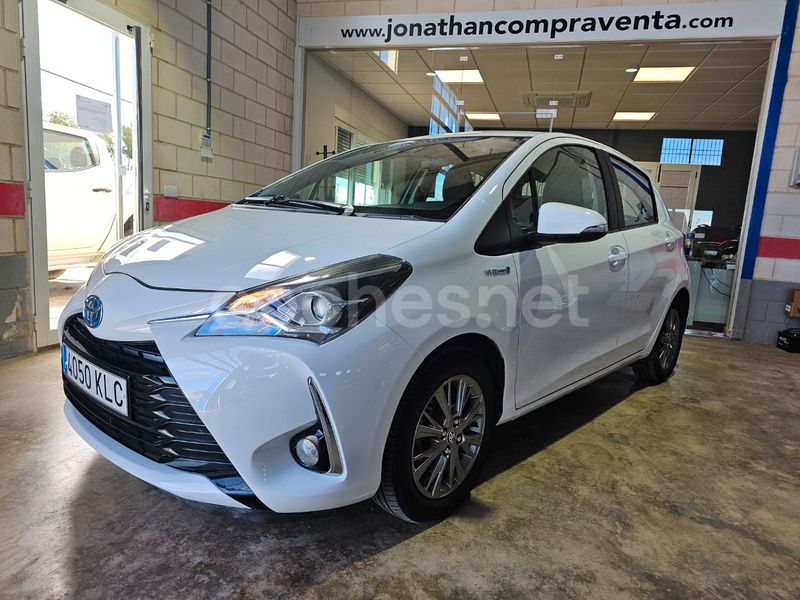 Blanco Usado 2018 Toyota Yaris Hybrid Active Berlina | 11.000 € (Precio justo) - Imagen 1/4